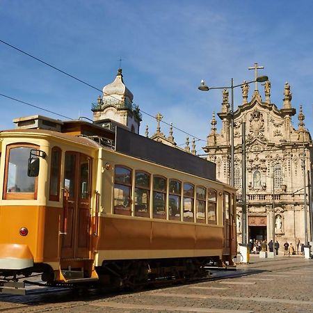 Host Wise - Cozy Quiet Flat - Trindade Station Appartement Porto Buitenkant foto