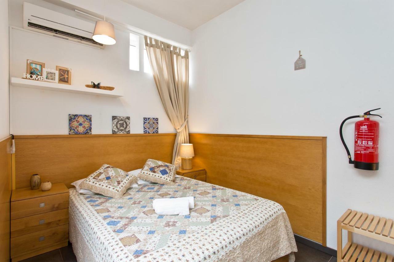 Host Wise - Cozy Quiet Flat - Trindade Station Appartement Porto Buitenkant foto