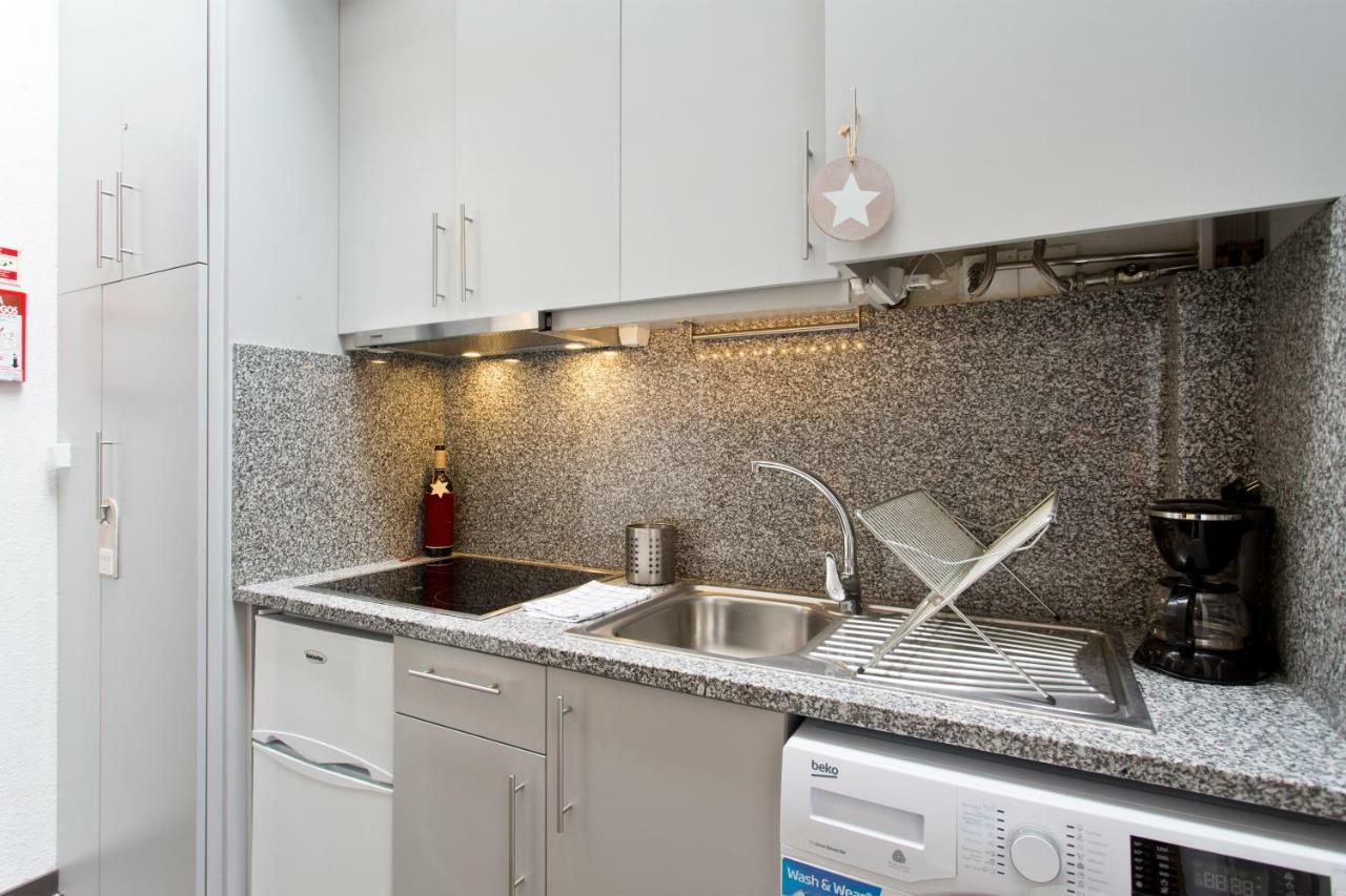 Host Wise - Cozy Quiet Flat - Trindade Station Appartement Porto Buitenkant foto